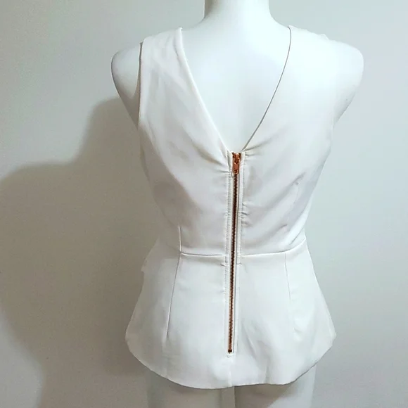 Faith in love size 10 white top - Picture 5 of 7